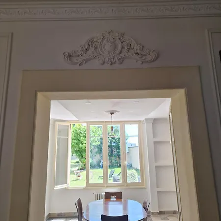 Hébergement de vacances Le Clos Du Centre Du Neubourg, Très Proche Du Golf&château Du Champ De Bataille